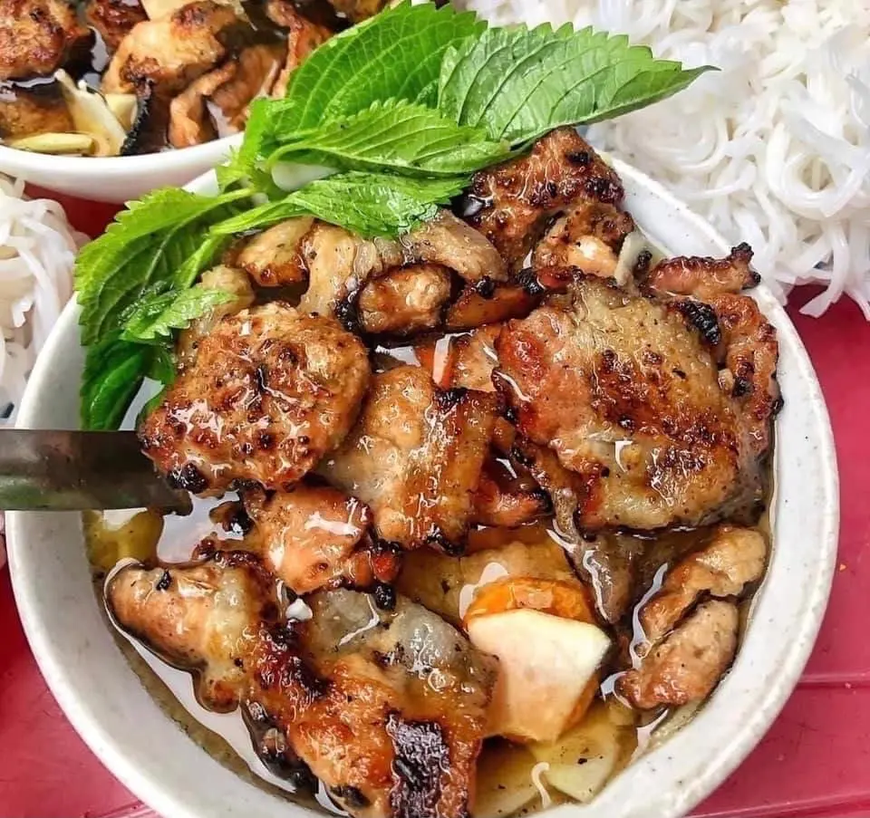 Hình ảnh Bún chả lẫn (suất lớn)