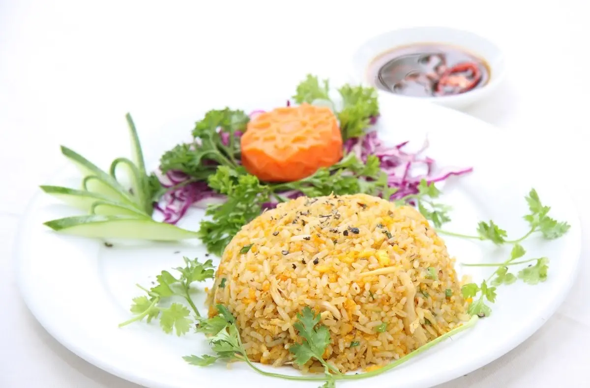 Hình ảnh Cơm Chiên Tỏi