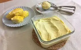 Hình ảnh KEM SẦU RIÊNG HỘP
