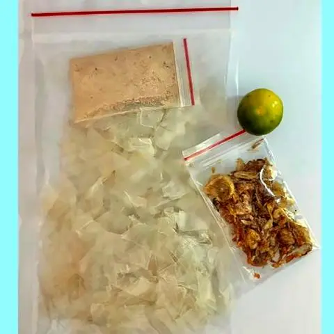 Hình ảnh Bánh tráng Muối Nhuyễn Hành Phi
