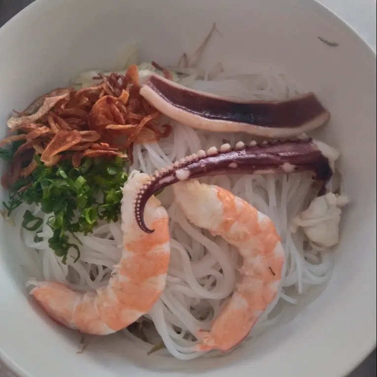 Hình ảnh Hũ tiếu tôm mực 