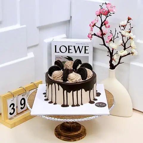 Hình ảnh Bánh Kem Sinh Nhật Bơ NewZealand Nâu Socola Oreo