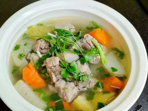 Hình ảnh Cơm canh súp rau củ hầm xương 