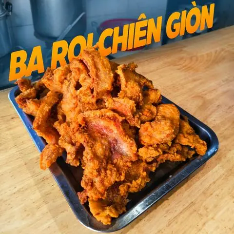 Hình ảnh Cơm ba rọi chiên giòn