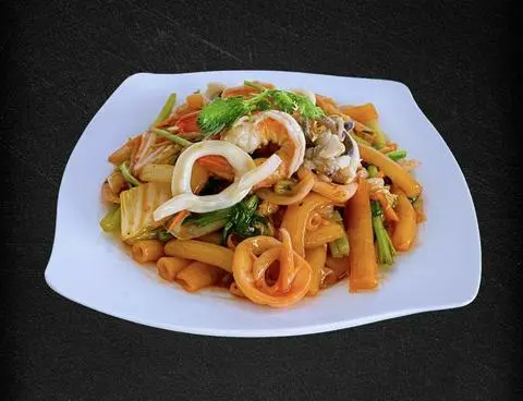 Hình ảnh Nui Xào Hải Sản