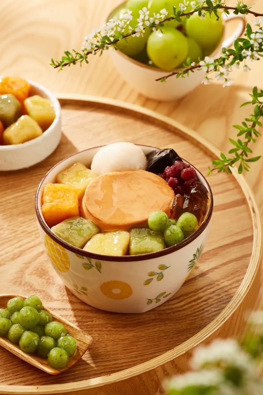 Hình ảnh Chè khoai dẻo đậu đỏ bánh flan 