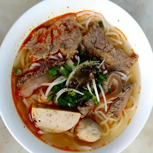 Hình ảnh Bún bò nạm viên