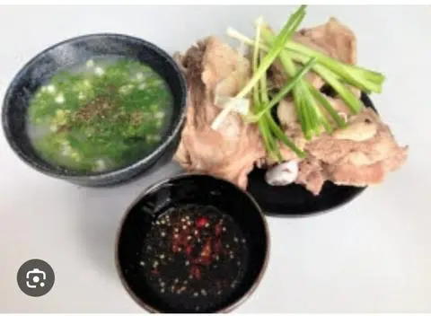 Hình ảnh Cháo huyết, Má heo hấp