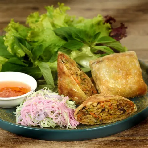 Hình ảnh Nem vuông nấm mối