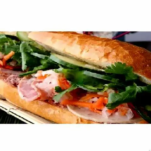 Hình ảnh Bánh mì chả lụa