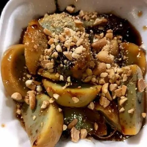 Hình ảnh Trứng gà nướng xào me