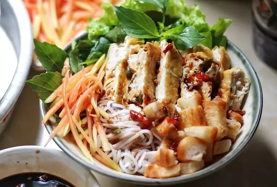 Hình ảnh Bún nước tương thập cẩm