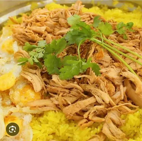 Hình ảnh Xôi gà xé + ốp la