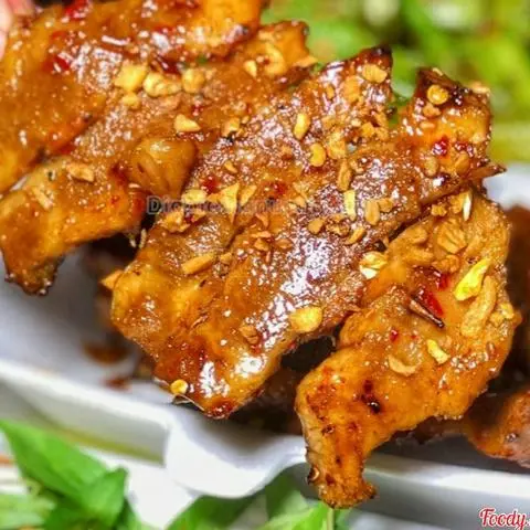 Hình ảnh Vú Heo Xào Cay (hộp nhỏ)