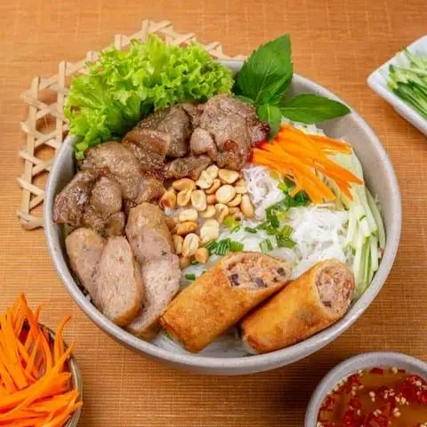 Hình ảnh Bún Nem Nướng & Chả Giò