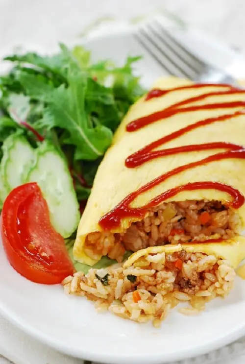 Hình ảnh Cơm chiên trứng cuộn hải sản + Trà đào