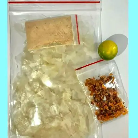Hình ảnh Bánh tráng Muối Nhuyễn Tỏi Phi