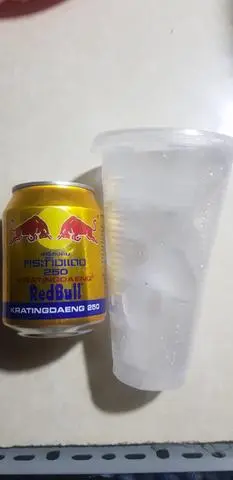 Hình ảnh bò cụng vàng