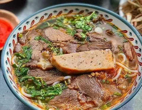 Hình ảnh Bún bò nạm