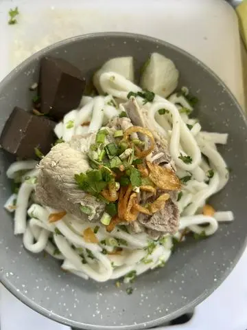 Hình ảnh Bánh canh xương heo