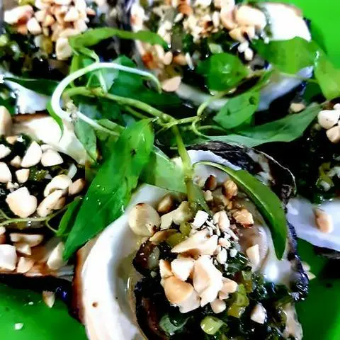 Hình ảnh Hàu nướng mỡ hành