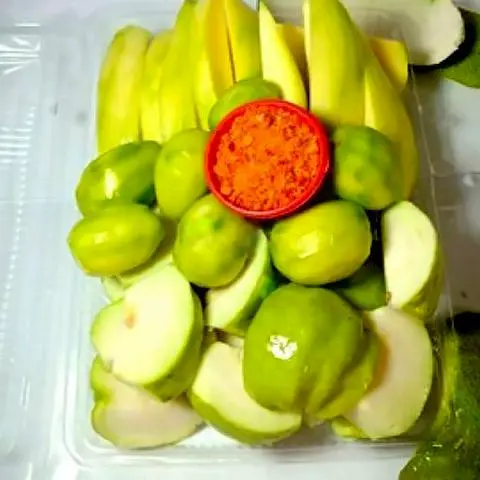 Hình ảnh Cóc non - xoài keo - mắm ruốc