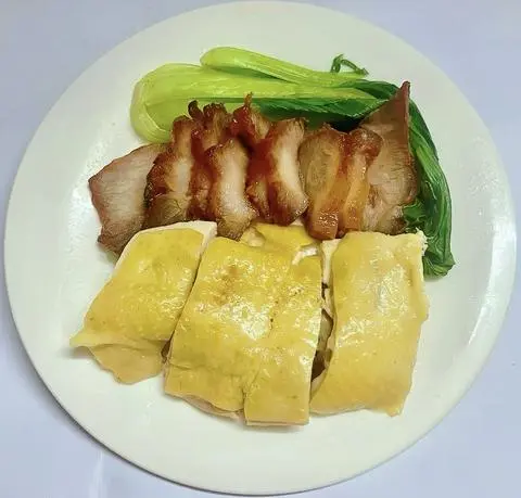 Hình ảnh Gà + xá xíu thêm
