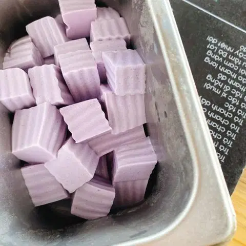 Hình ảnh pudding khoai môn 