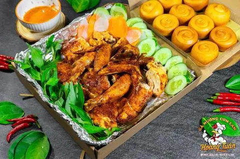 Hình ảnh Gà Quay Sốt Mật Ong - 10 Bánh Bao
