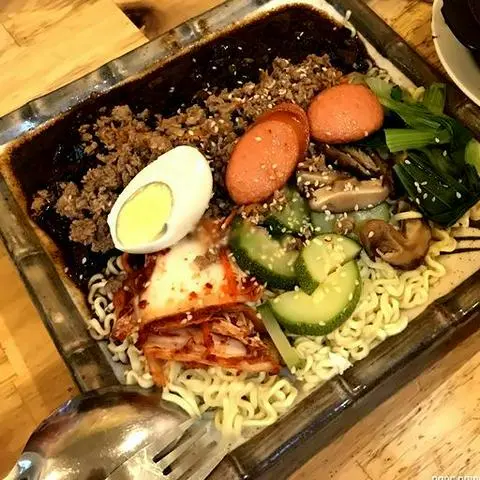 Hình ảnh Mì tương đen
