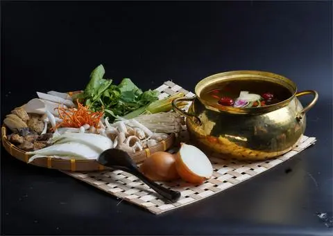 Hình ảnh Lẩu dưỡng sinh Atiso
