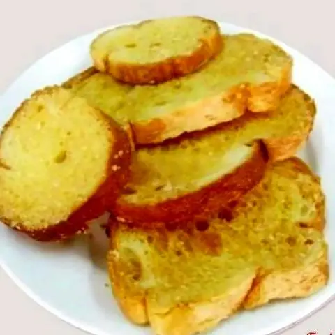 Hình ảnh Bánh mì bơ tỏi