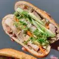 Hình ảnh Bánh mì pate chả