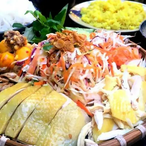 Hình ảnh Combo: mẹt gà 2 người - tô canh lá giang lớn - 2 ly trà tắc