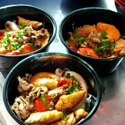 Hình ảnh Bún Thái hải sản đặc biệt