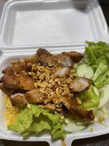Hình ảnh Cơm ba rọi mắm tỏi