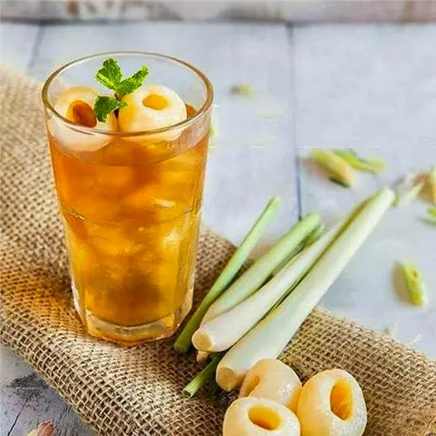 Hình ảnh Trà vải cam xả 700ml