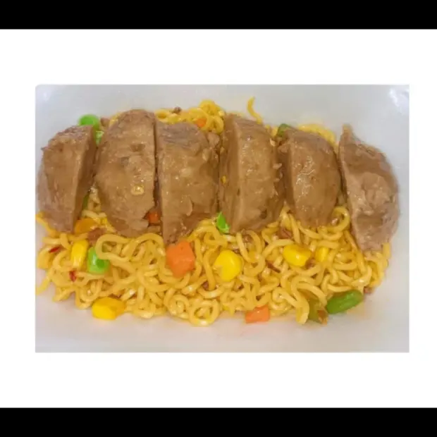 Hình ảnh Mì trộn bò viên gân sốt chua ngọt ( LOẠI NGON)