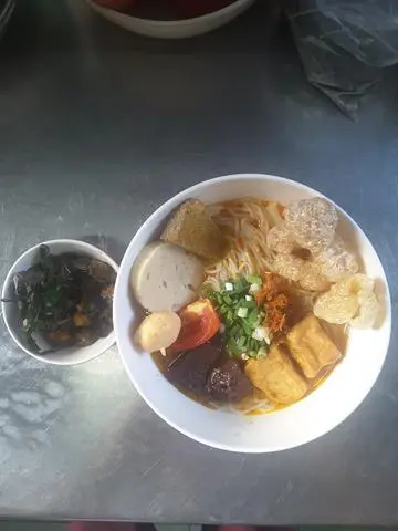 Hình ảnh Bún Riêu (Cua Chả + Ốc Xào)