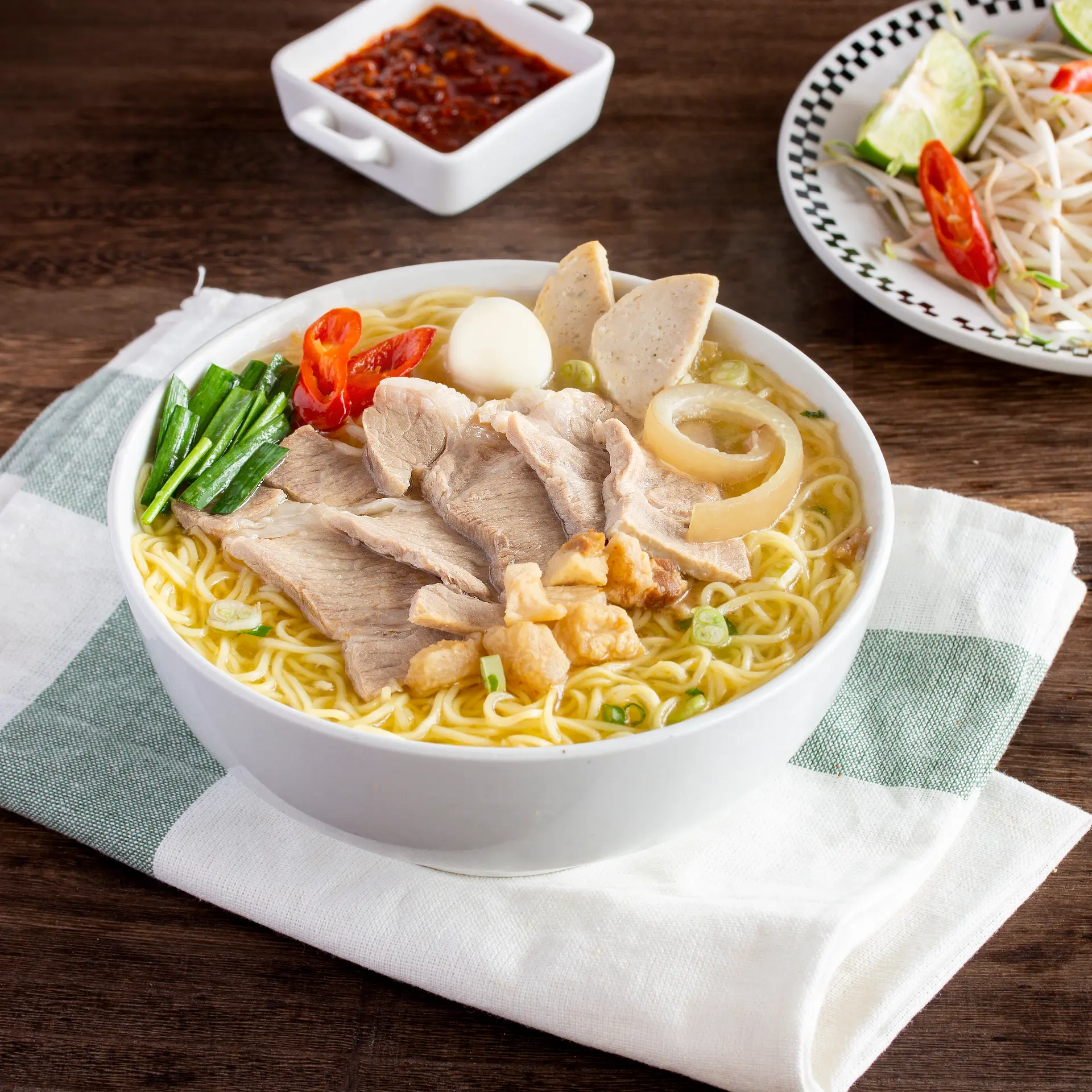 Hình ảnh Mì thịt xắt
