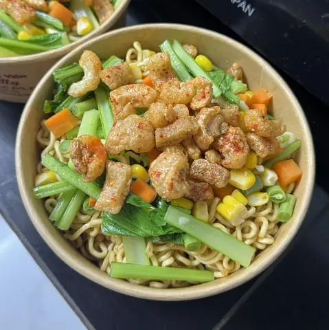 Hình ảnh mì trộn tóp mỡ 