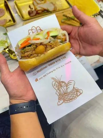 Hình ảnh bánh mì xíu mại mini 