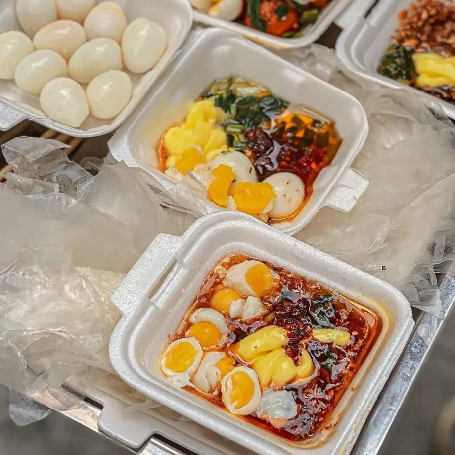 Hình ảnh Bánh Tráng Chấm Sốt Bơ Mỡ Hành + Trứng + TRÀ CHANH