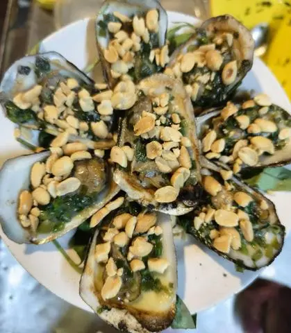 Hình ảnh Sò dẹo nướng mỡ hành