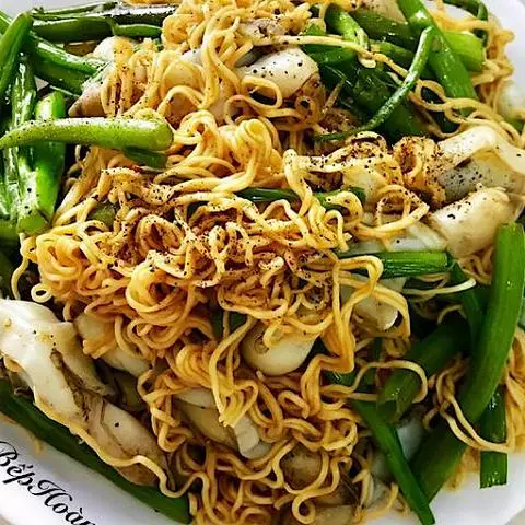 Hình ảnh Bún thịt nướng + coca