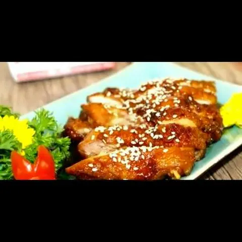 Hình ảnh Tori Teri Yaki ( Gà Áp Chảo Sốt Teri)