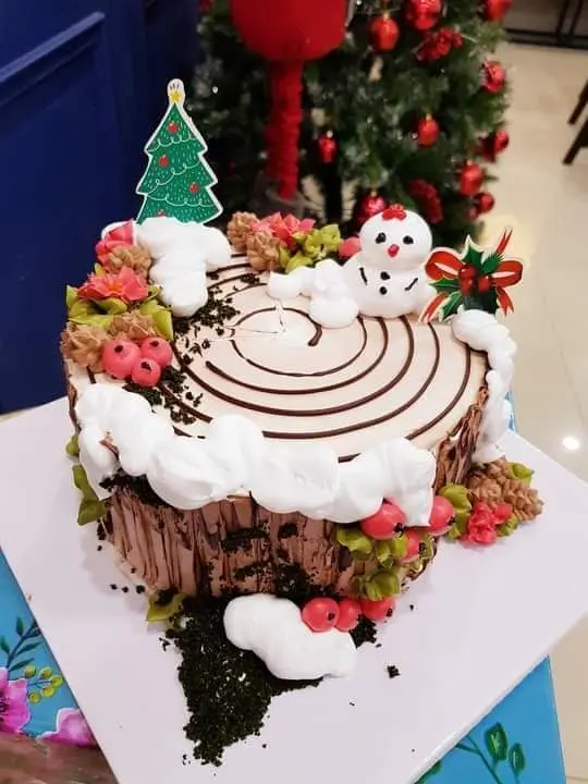 Hình ảnh bánh kem gốc cây giáng sinh Noel 16cm