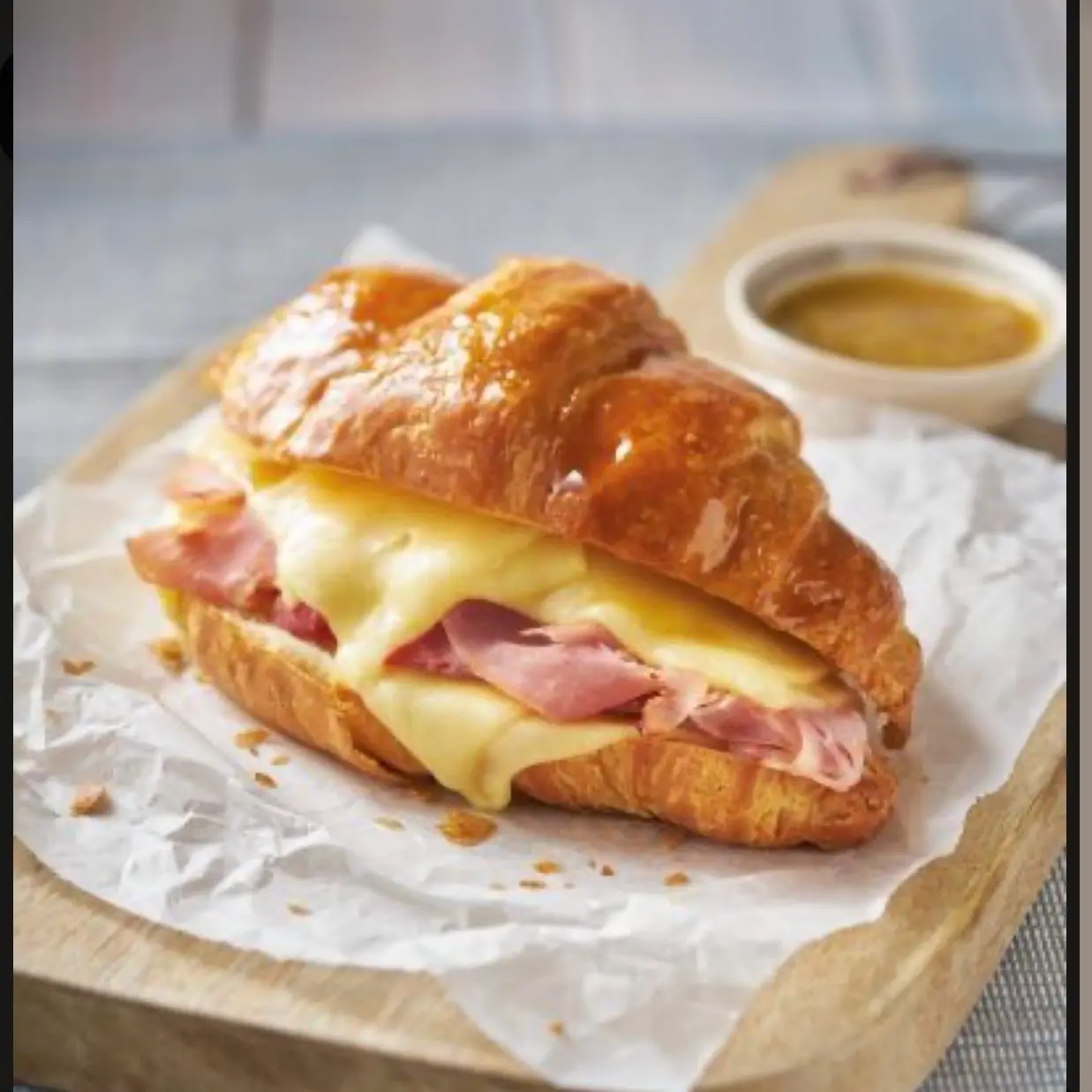 Hình ảnh Ham cheese Croissant 
