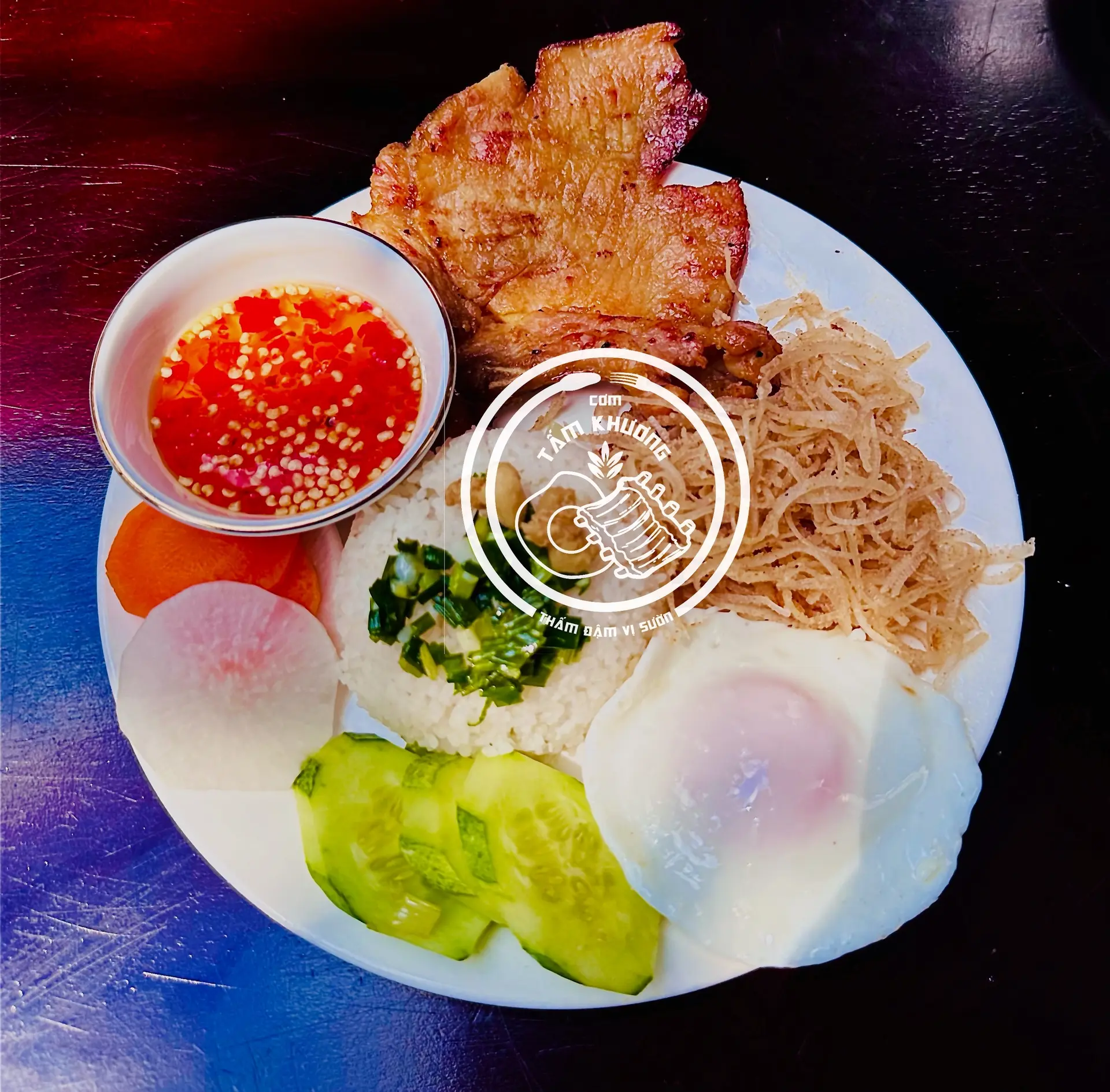 Hình ảnh Cơm tấm sườn miếng - ốp la - bì