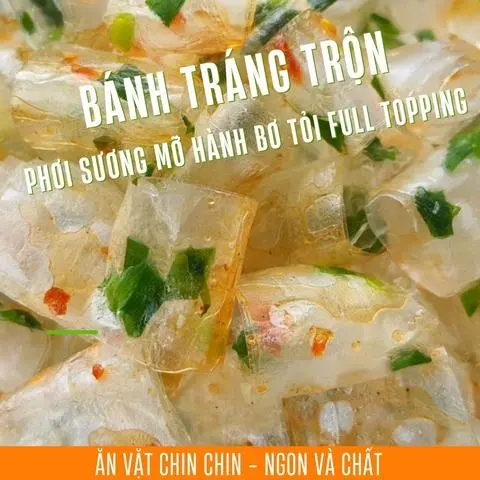 Hình ảnh Bánh tráng trộn mỡ hành bơ tỏi FULL TOPPING